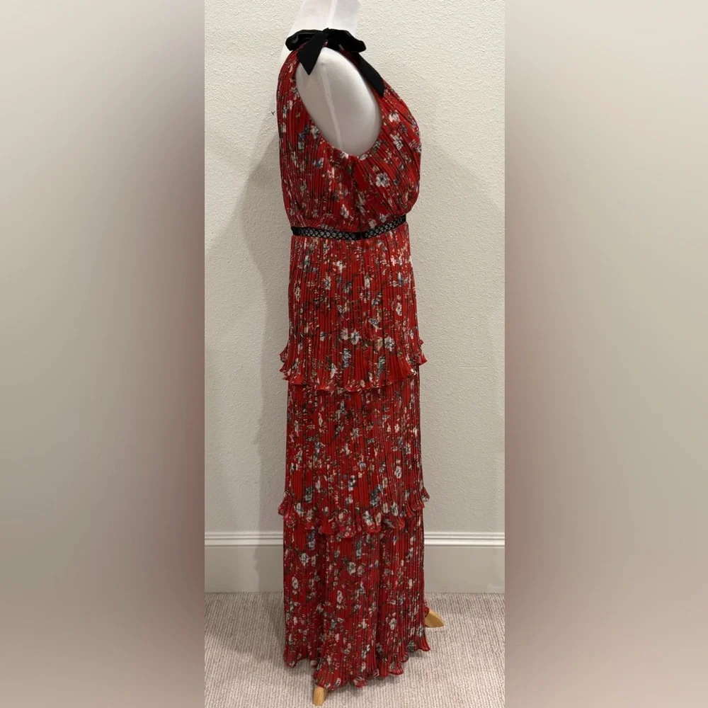 NEW Lulus Such Sophistication‎ Maxi Dress Medium Rust Red Floral Pleated Tiered